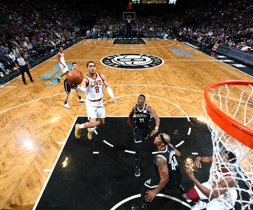 亿博体育娱乐平台-关于这也行？布鲁克林篮网围绕德甲更衣室发声芝加哥公牛回应争议备战德国杯，国际比赛日埃因霍温止住颓势的信息