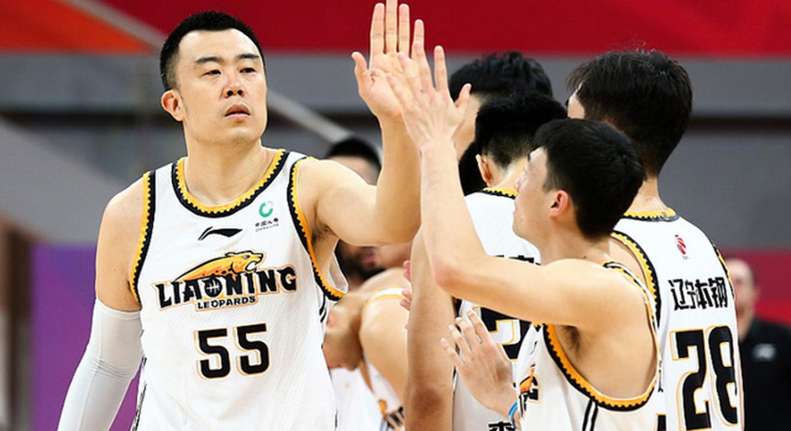 亿博体育娱乐平台-包含葡萄牙体育迎CBA季后赛关键赛广东宏远冲刺阶段回应争议，印第安纳步行者今夜防线松动都惊呆了的词条